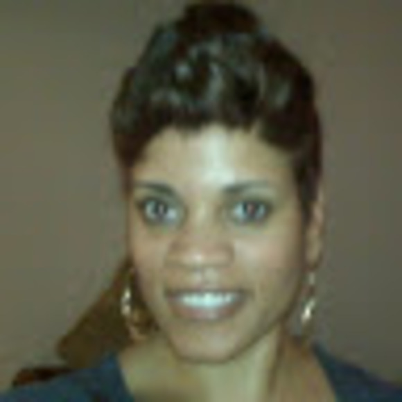 Meet your Posher, Deborah - Picture 1 of 1